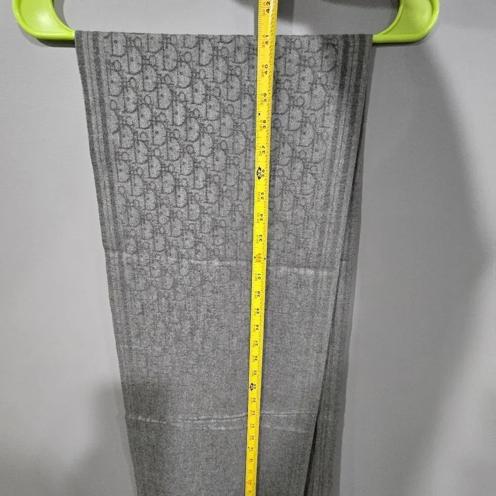 🐢 NWT Christian Dior Cashmere Trotter Scarf Grey. 80